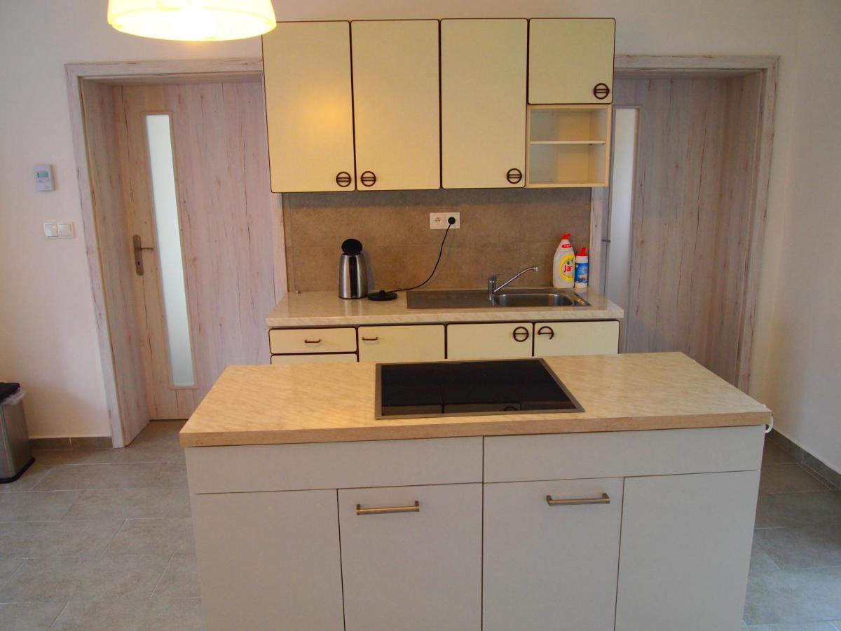 צסקא טרבובה Apartman Gutino מראה חיצוני תמונה